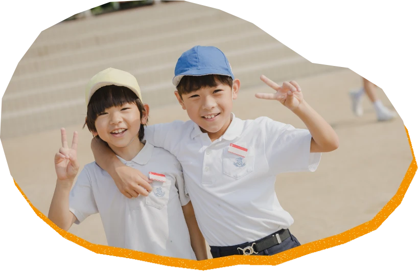 バトンパスをする子供たち